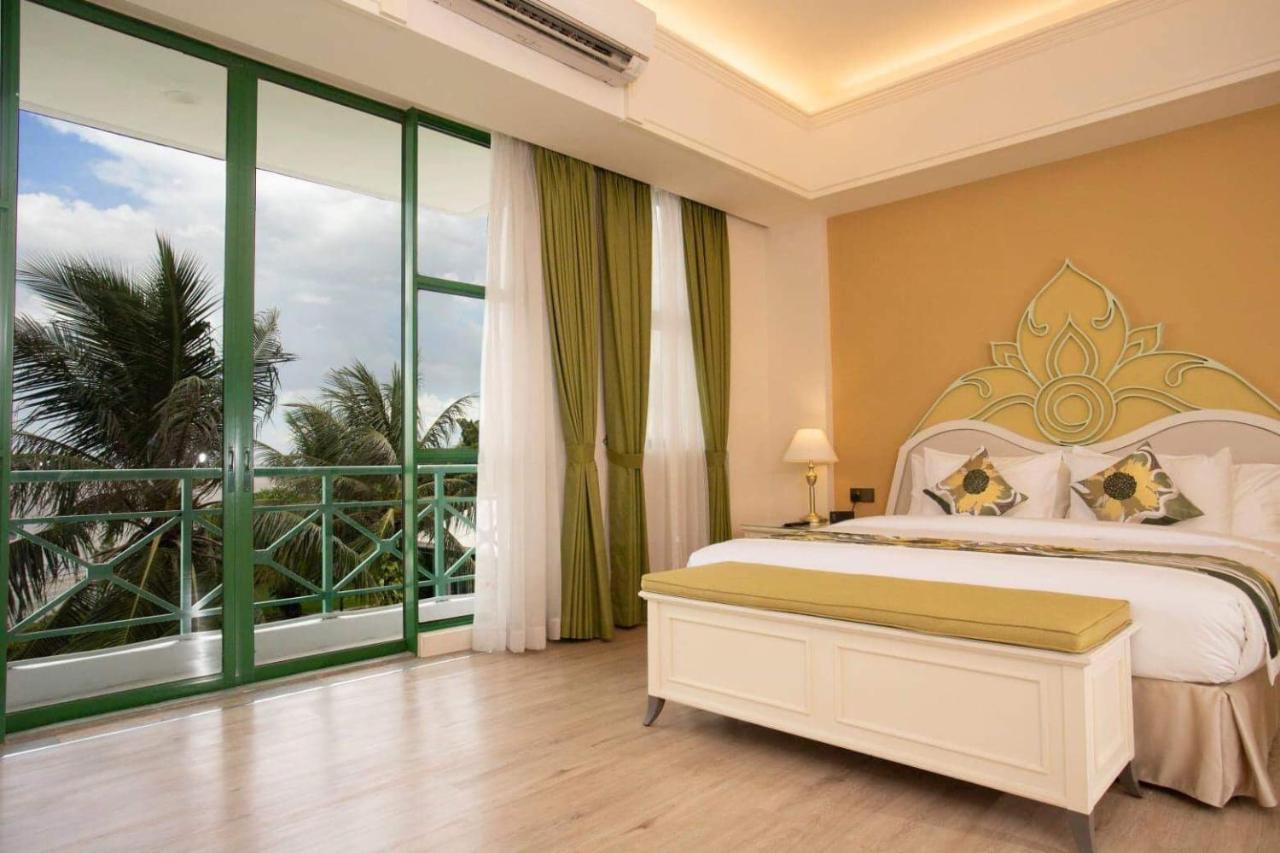 Himawari Hotel Apartments Phnom Penh Dış mekan fotoğraf