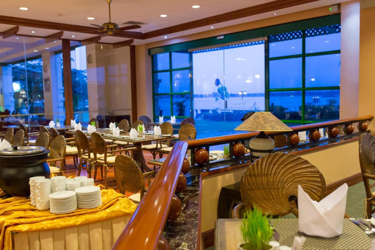 Himawari Hotel Apartments Phnom Penh Dış mekan fotoğraf