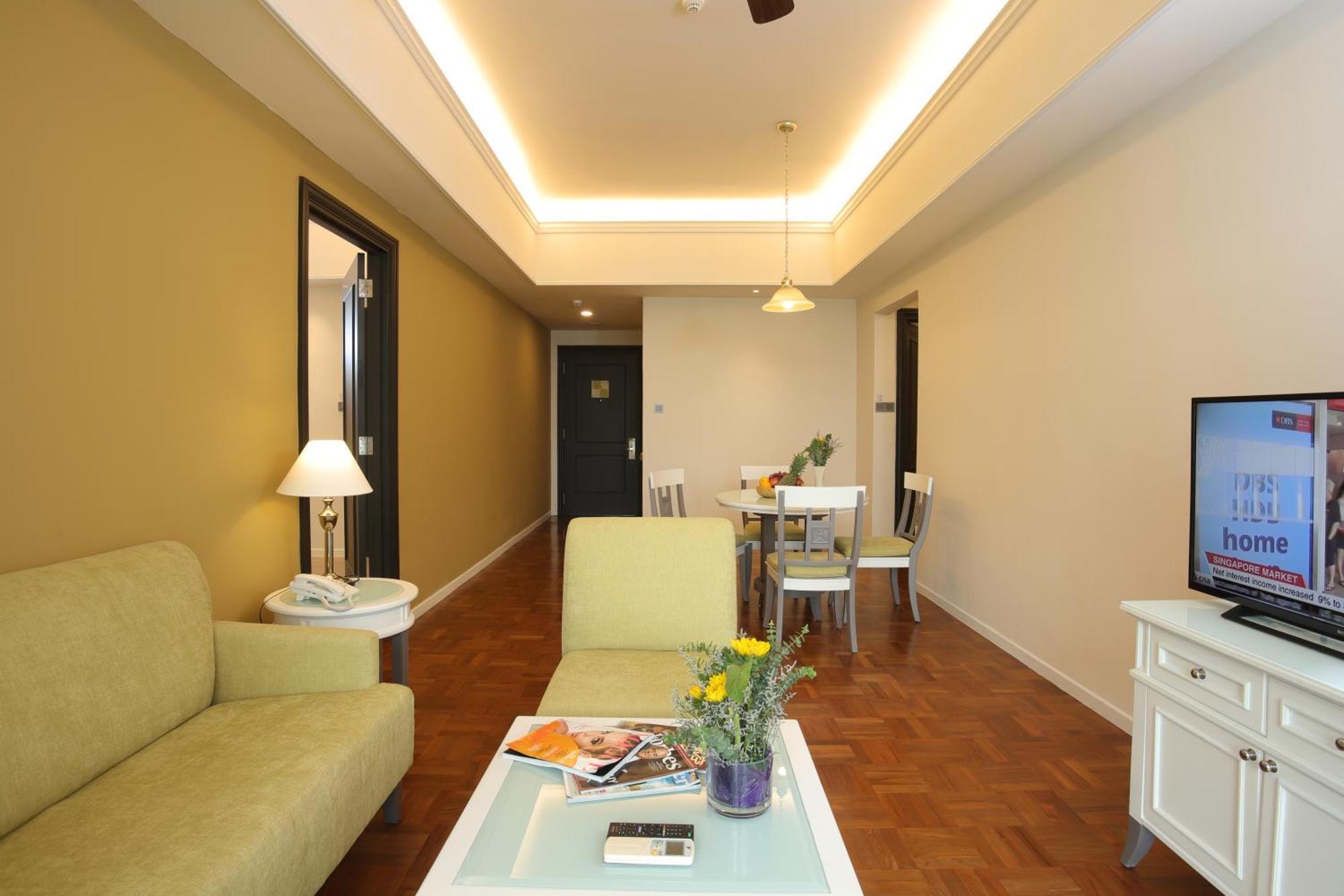 Himawari Hotel Apartments Phnom Penh Dış mekan fotoğraf